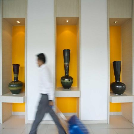 Zuri Express Hotel Pekanbaru Eksteriør billede